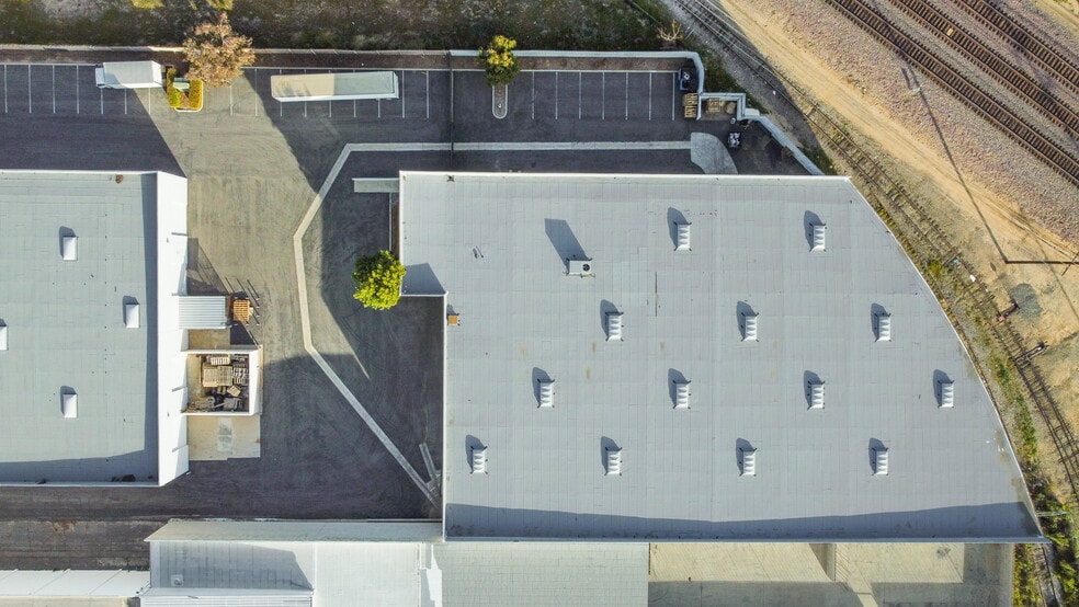 More Photos Of 1350 Citrus St, Riverside Manufacturing For Sale