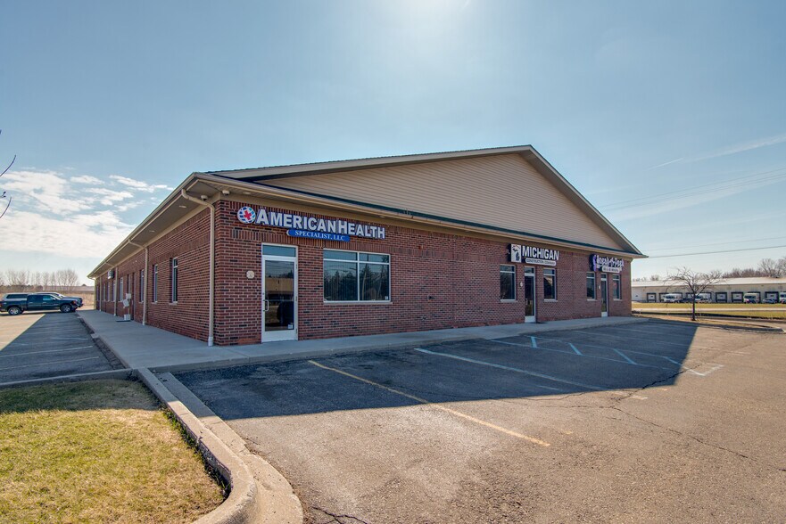 More Photos Of 3390 N State Rd, Davison Medical For Sale