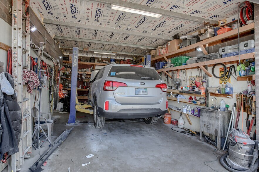 More Photos Of 7030 Troost Ave, Kansas City Carwash For Sale