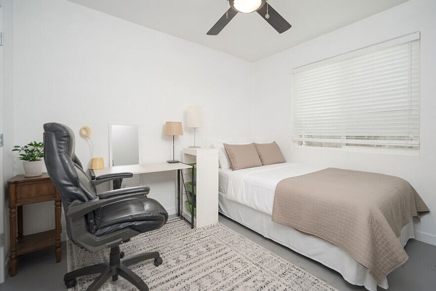 More Photos Of 4401 N 21st St, Phoenix Apartments For Sale