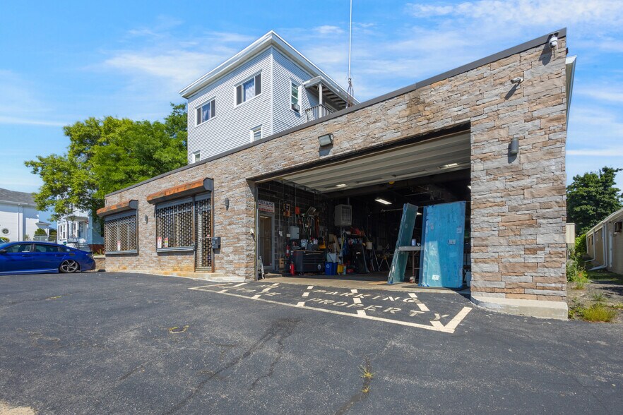 More Photos Of 53 Ocean St, Lynn Warehouse For Sale