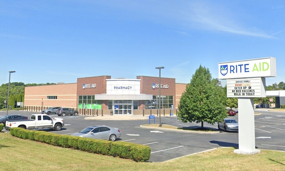 Primary Photo Of 2108 Macarthur Rd, Whitehall Freestanding For Lease