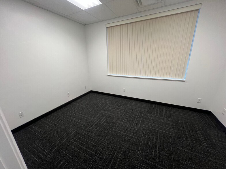 More Photos Of 1693 W American Way, Payson Warehouse For Lease