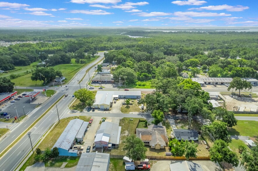 More Photos Of 300 N Dixie Ave, Fruitland Park Self Storage For Sale