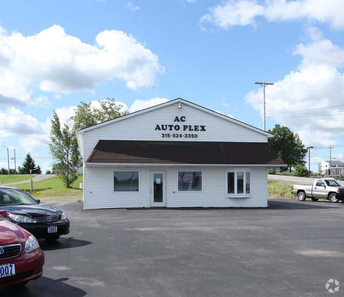 Primary Photo Of 6260 Lincoln Rd, Ontario Auto Dealership For Sale