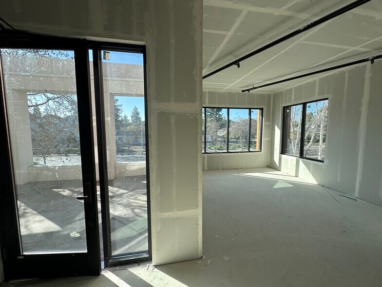 More Photos Of 4115 El Camino Real, Palo Alto Storefront Retail Office For Sale