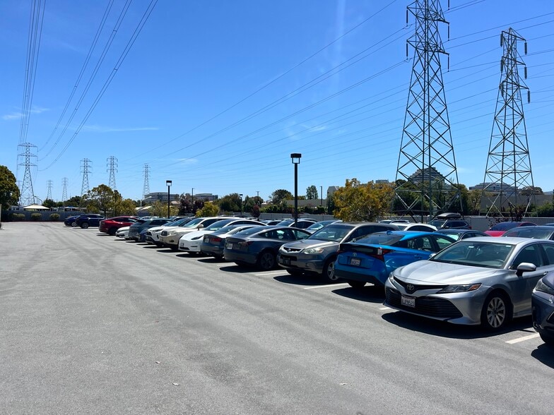 More Photos Of 384 Foster City Blvd, Foster City Research And Development For Lease
