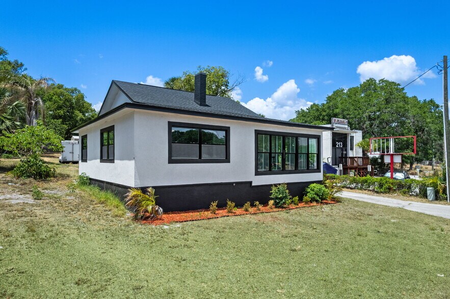 More Photos Of 209 N 14th St, Leesburg Office Residential For Sale