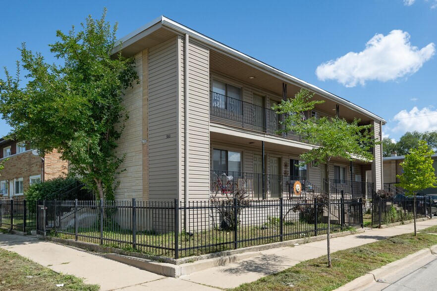 Primary Photo Of 3001 Prairie St, Franklin Park Apartments For Sale
