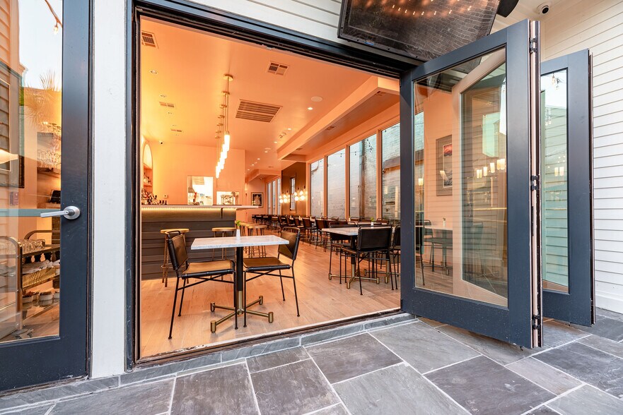 More Photos Of 1014 N Rampart St, New Orleans Restaurant For Sale