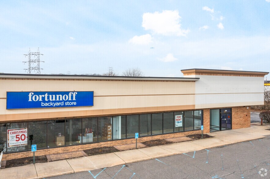 More Photos Of 610 Broadhollow Rd, Melville Unknown For Lease