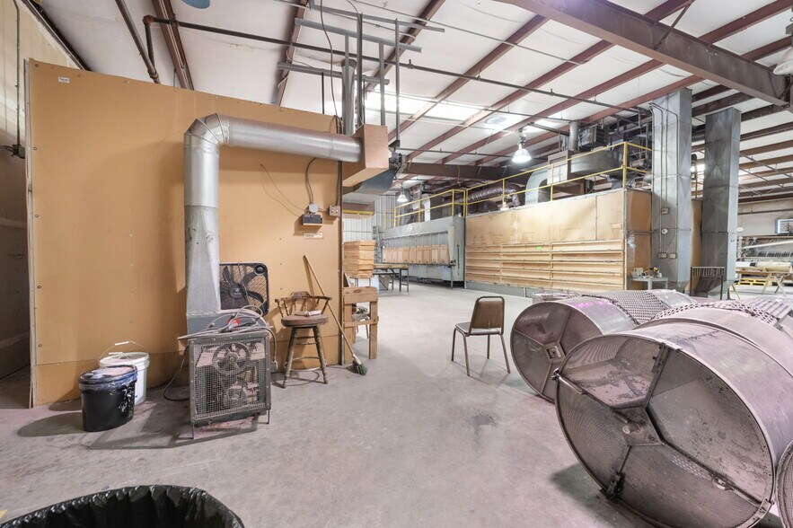 More Photos Of 480 Pat Ave, Overton Industrial For Sale