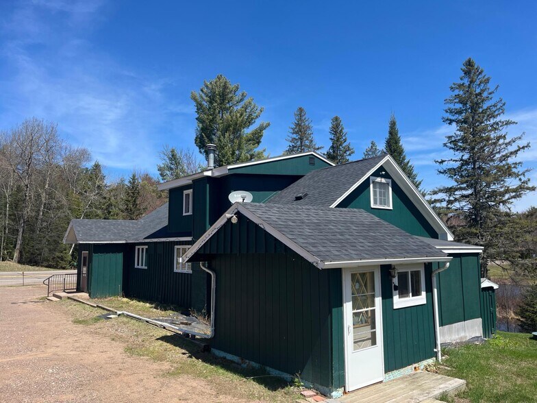 More Photos Of 15601 Highway 70, Lac Du Flambeau Restaurant For Sale