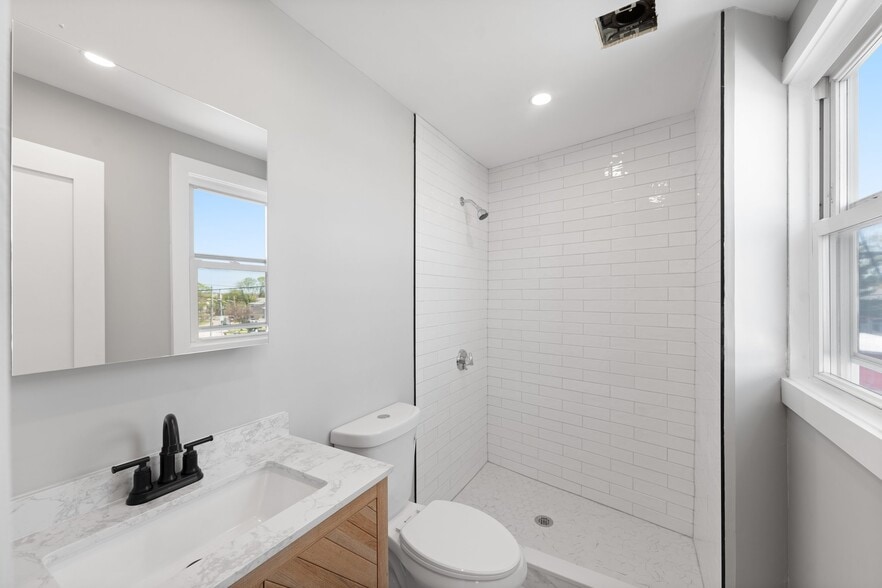 More Photos Of 735 Broadway, Pawtucket Apartments For Sale