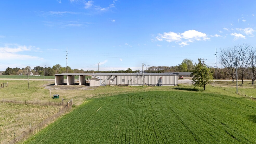More Photos Of 750 Edward Best Rd, Louisburg Specialty For Sale