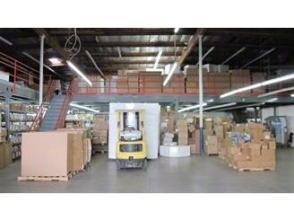 More Photos Of 2430 W 5th St, Santa Ana Warehouse For Lease