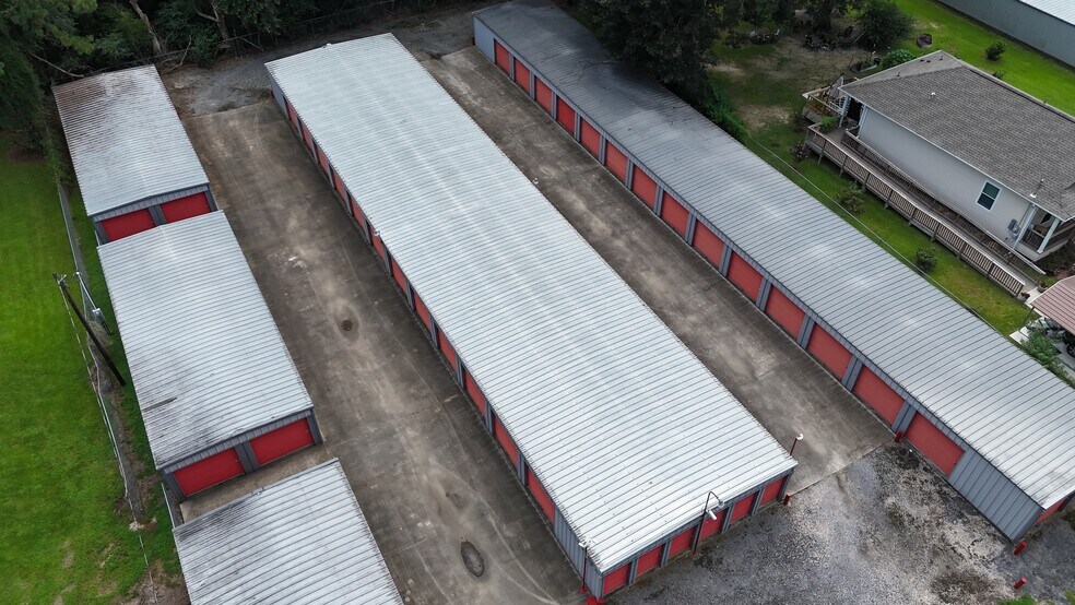 More Photos Of 4497 Main St, Vidor Self Storage For Sale