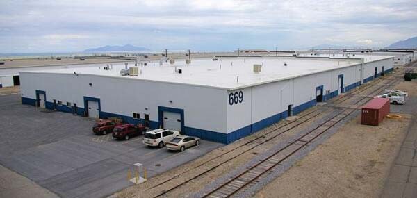 More Photos Of 10 S Garnet St, Tooele Warehouse For Lease