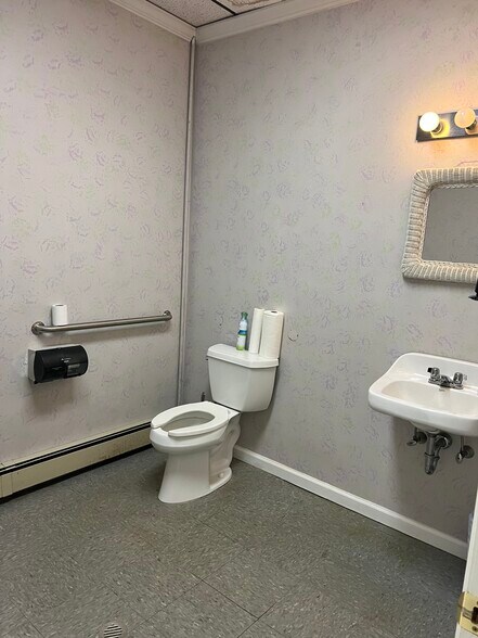 More Photos Of 291 N Comrie Ave, Johnstown Freestanding For Sale