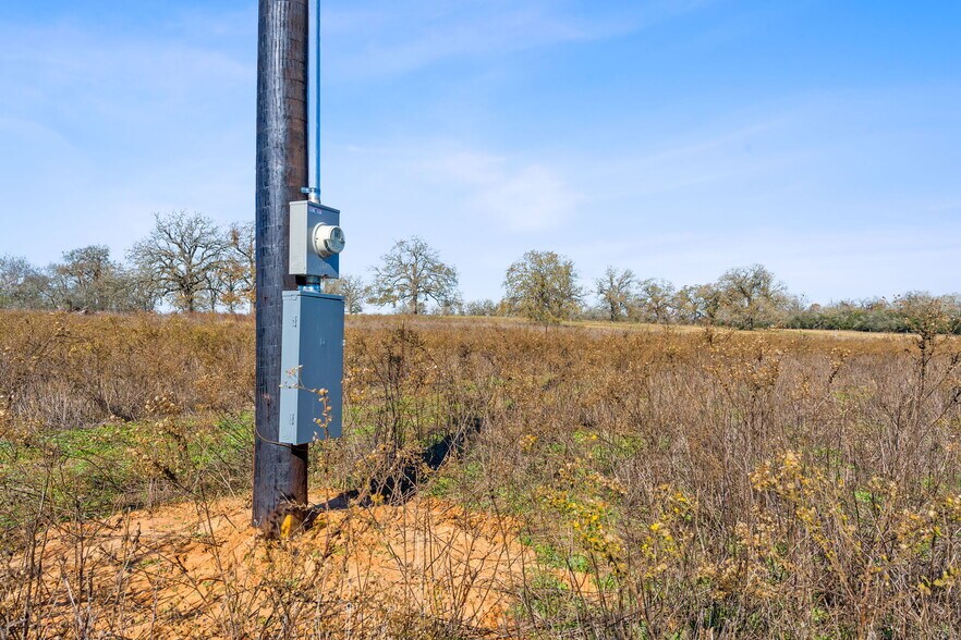 More Photos Of 10866 US-90, Harwood Land For Sale