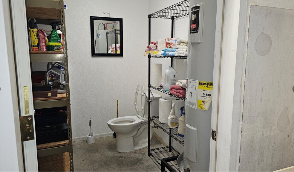 More Photos Of 223 W 2nd St, Bonham Industrial For Sale