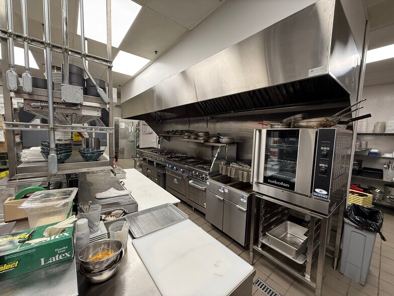 More Photos Of 447 Broadway, Westwood Restaurant For Sale