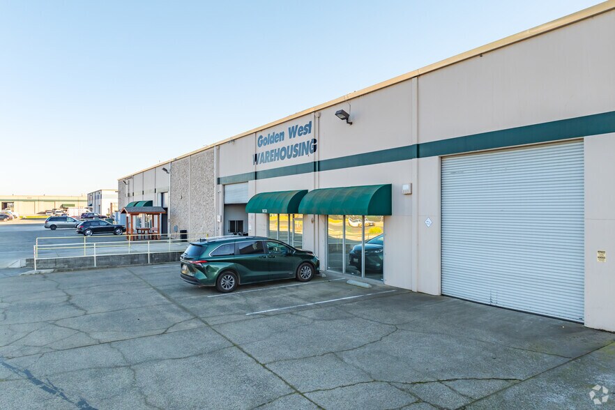 More Photos Of 8640-8670 23rd Ave, Sacramento Warehouse For Lease