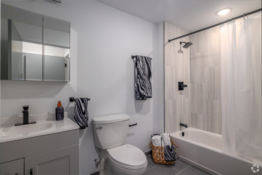 More Photos Of 4415 Chestnut St, Philadelphia Apartments For Sale