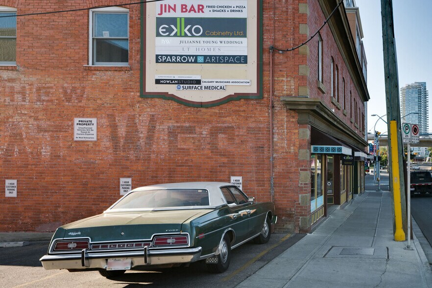 More Photos Of 606 Meredith Rd NE, Calgary Restaurant For Sale