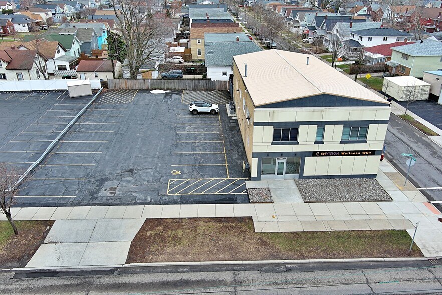 More Photos Of 2495 Elmwood Ave, Buffalo Office For Sale
