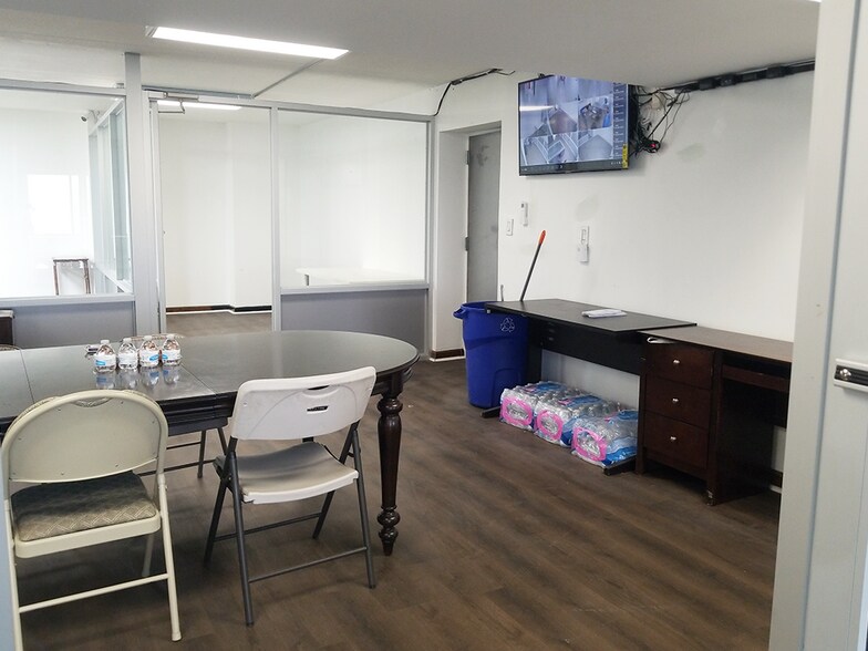 More Photos Of 33-70 Prince St, Flushing Apartments For Sale