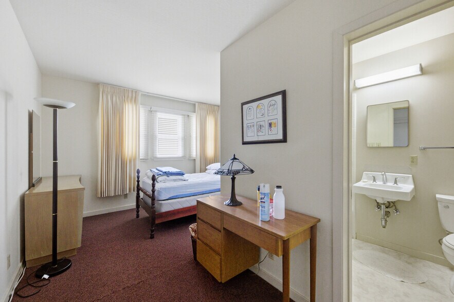 More Photos Of 3900 Balboa St, San Francisco Religious Facility For Sale