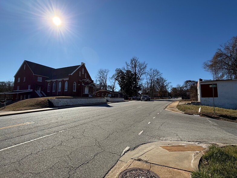 More Photos Of 901 Chesnee Hwy, Spartanburg Land For Sale