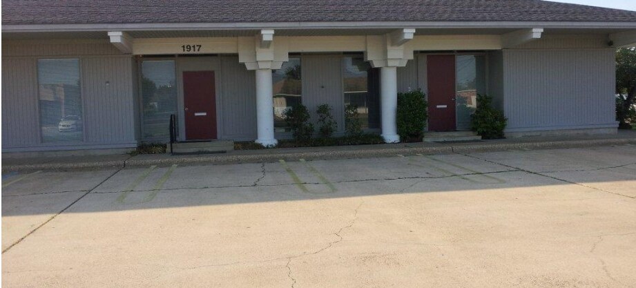 Primary Photo Of 1917 Stubbs Ave, Monroe Office For Lease