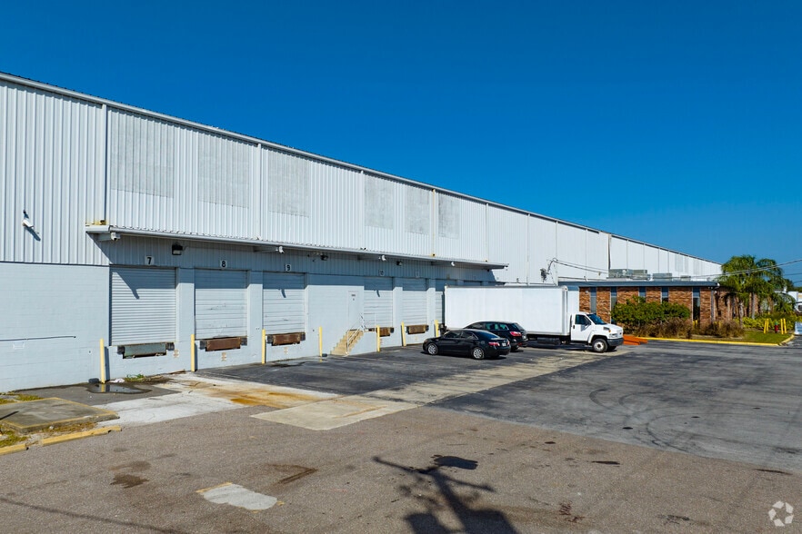 More Photos Of 5806 N 53rd St, Tampa Distribution For Lease
