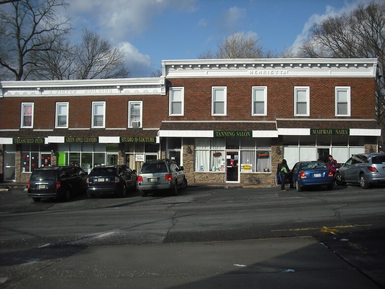 More Photos Of 107-109 Miller Rd, Mahwah Storefront Retail Residential For Lease