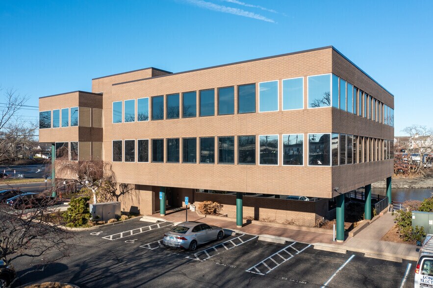 More Photos Of 1 Post Rd, Fairfield Office For Sale
