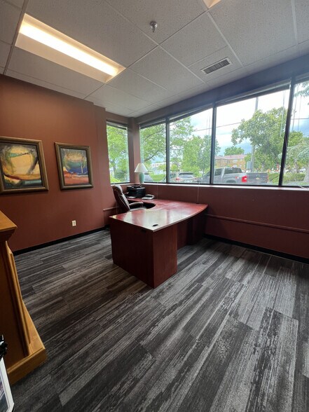 More Photos Of 4301 Hwy 7 W, Saint Louis Park Distribution For Lease