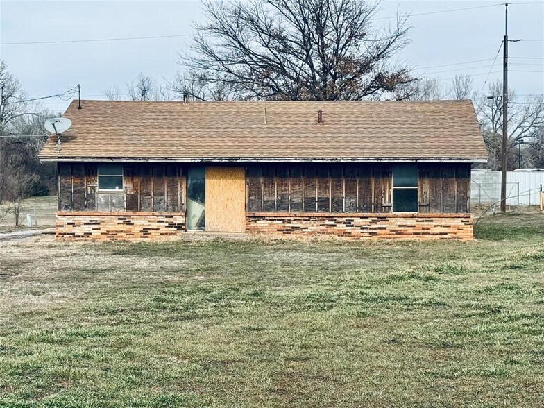 More Photos Of 315 W Almar Dr, Chickasha Land For Sale