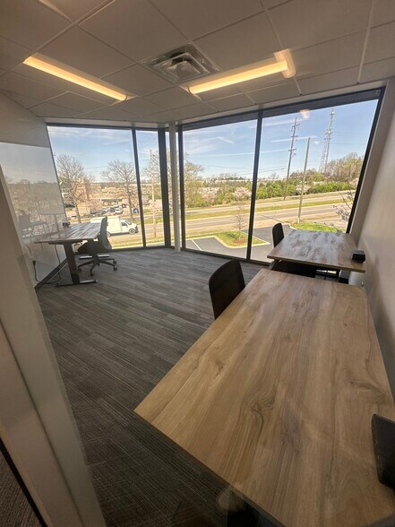 More Photos Of 515 Rivergate Pky, Goodlettsville Office For Lease