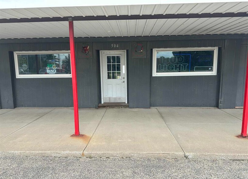 More Photos Of 504 Main St, Varna Restaurant For Sale