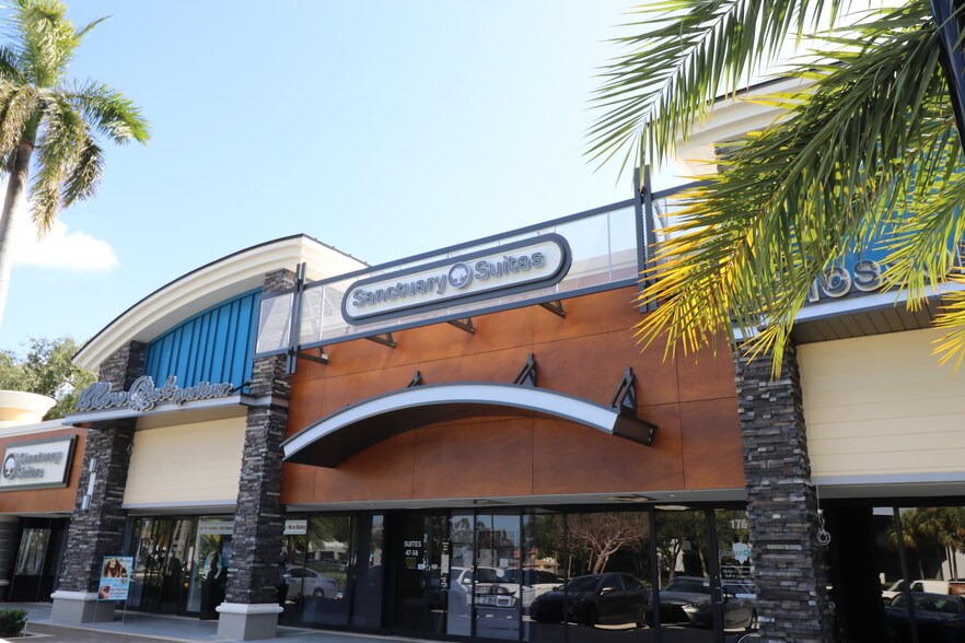 More Photos Of 4400 N Federal Hwy, Boca Raton General Retail For Lease