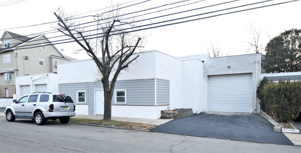 Primary Photo Of 216 Belgrove Dr, Kearny Warehouse For Sale