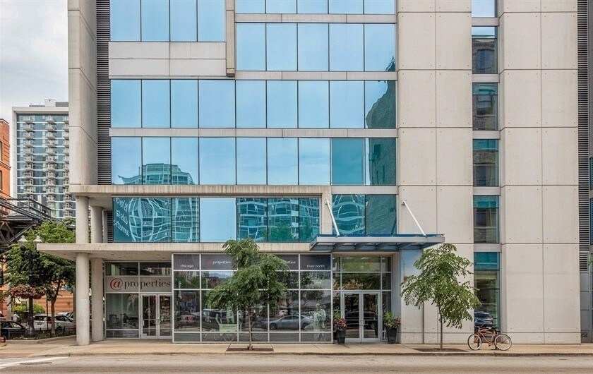 Primary Photo Of 301-325 W Ohio St, Chicago Apartments For Lease