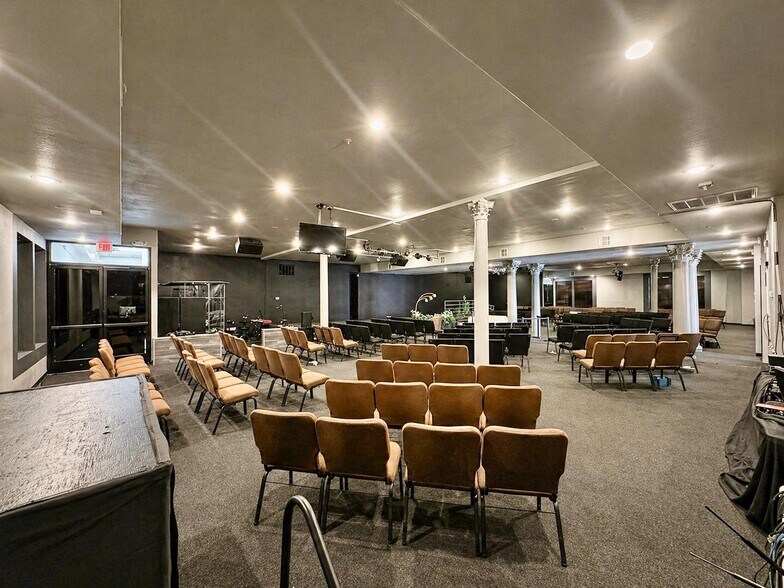 More Photos Of 909 N D St, San Bernardino Office For Sale