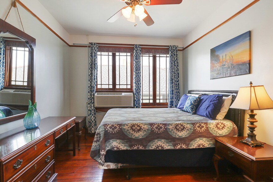 More Photos Of 918 Dauphine St, New Orleans Apartments For Sale