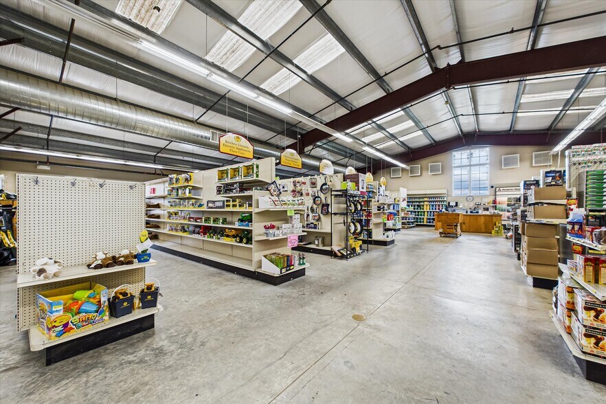 More Photos Of 1593 Market St, Ferndale General Retail For Sale