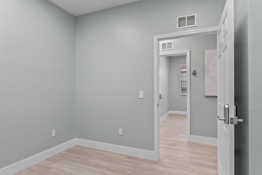 More Photos Of 4869 Palm Coast Pky NW, Palm Coast Office For Lease