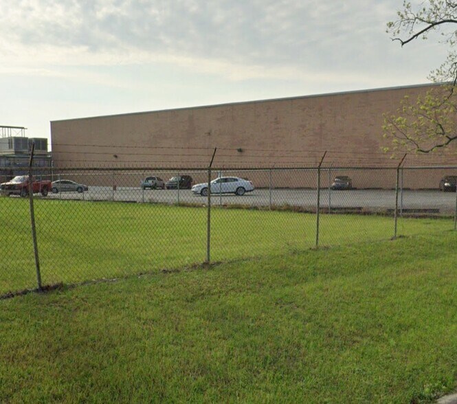 More Photos Of 210 Southwell Blvd, Tifton Warehouse For Lease