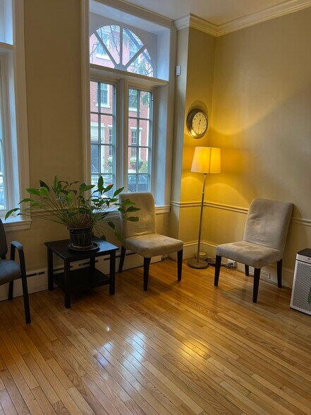 More Photos Of 313 S 16th St, Philadelphia Office For Sale